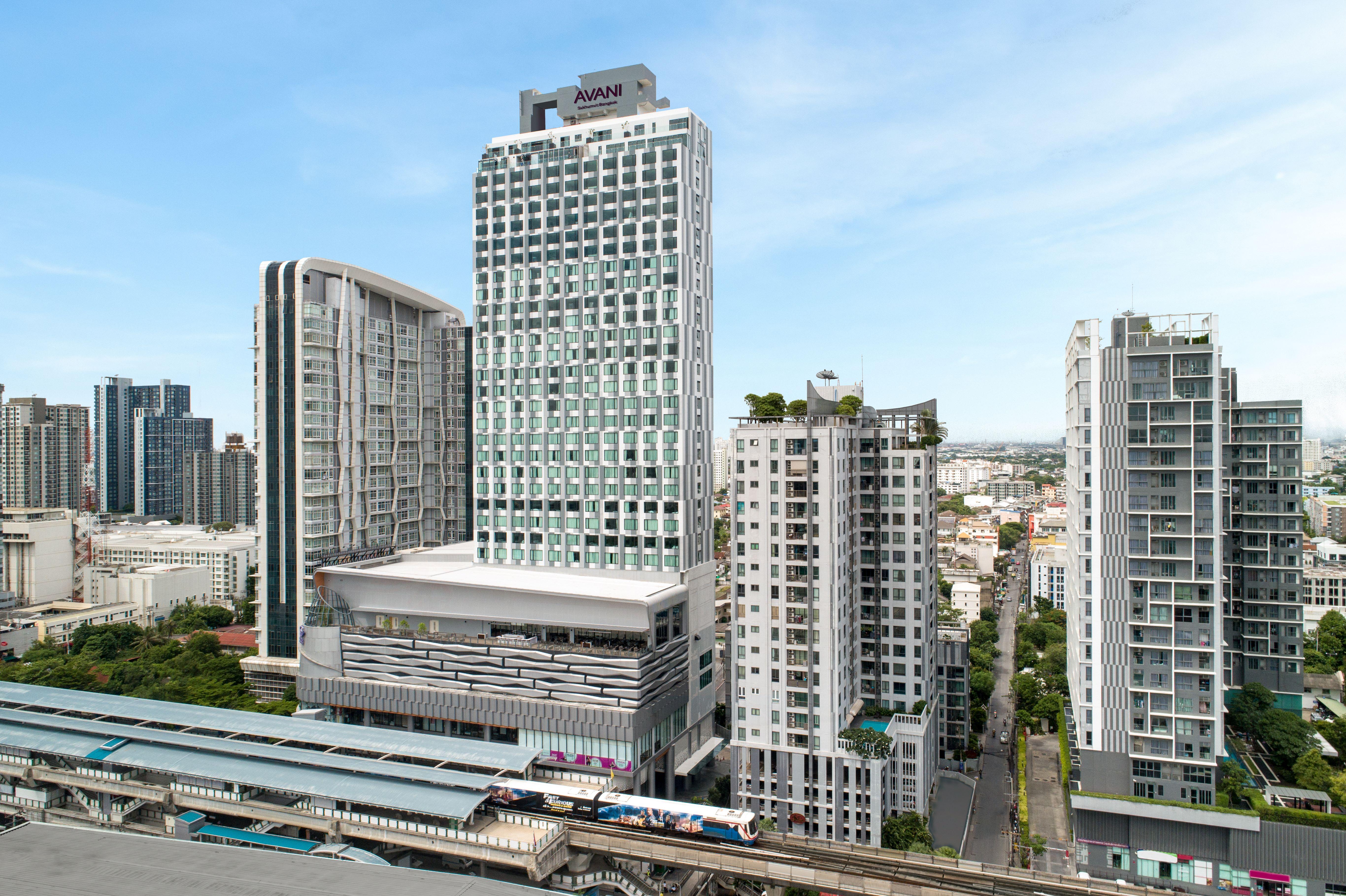 Avani Sukhumvit Bangkok Hotel Exterior photo